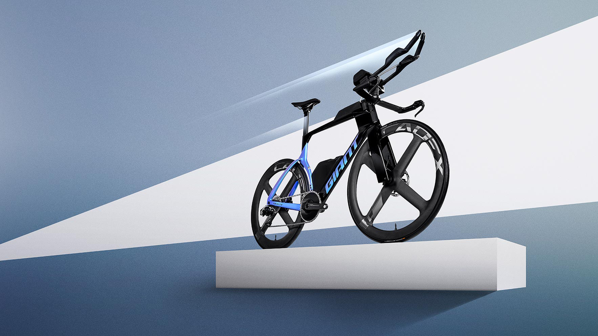 NUEVA TRINITY ADVANCED SL: MÁS LIGERA. MÁS RÁPIDA. MÁS CONTROL.