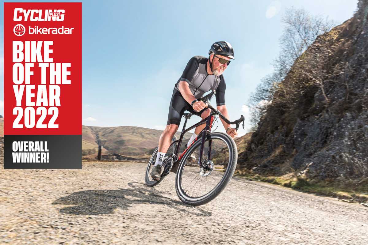 ¡LA REVOLT ADVANCED PRO NOMBRADA BICI DEL AÑO SEGÚN BIKERADAR!