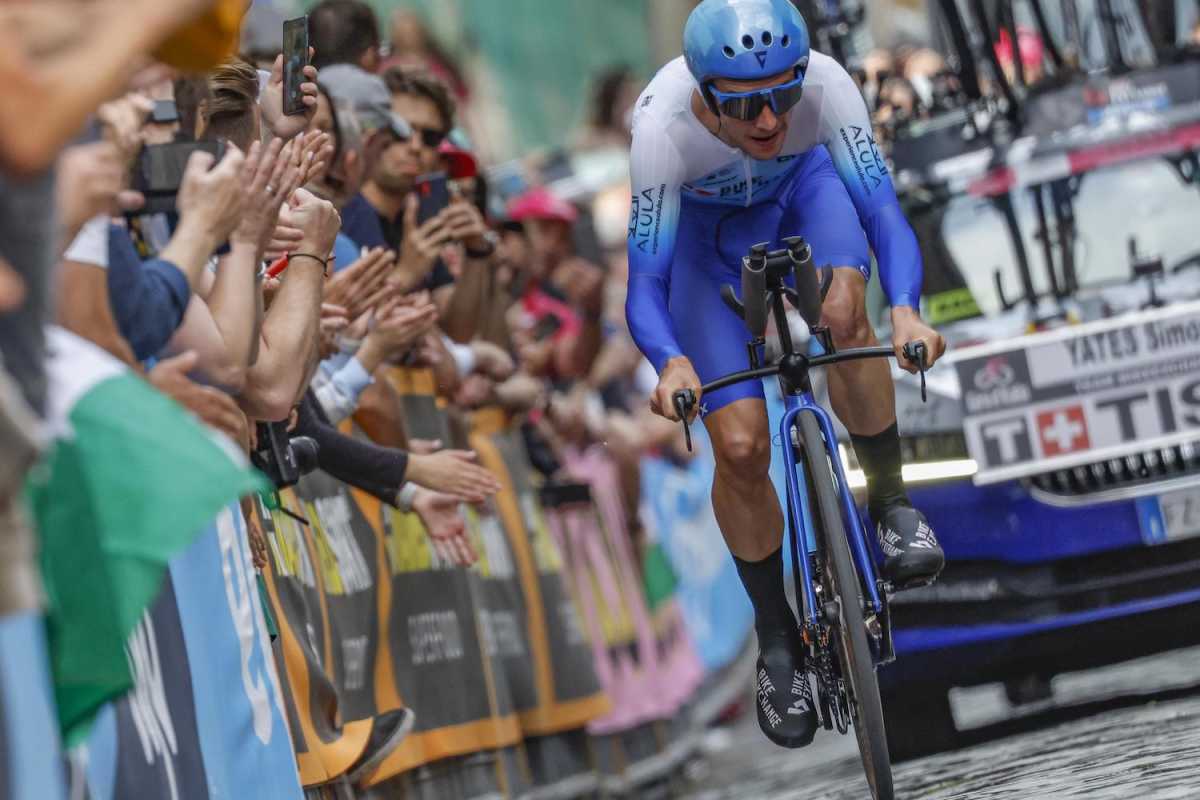 YATES FIRMA UNA CRONO ESPECTACULAR Y SE LLEVA LA VICTORIA DE LA ETAPA 2 TT EN EL GIRO D'ITALIA!