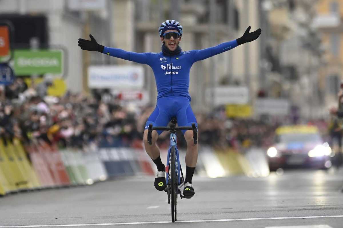 ¡YATES LOGRA LA VICTORIA EN SOLITARIO EN LA FINAL DE PARÍS-NIZA!